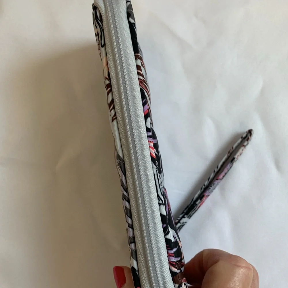 Vera Bradley Patterned Wallet. NWOT